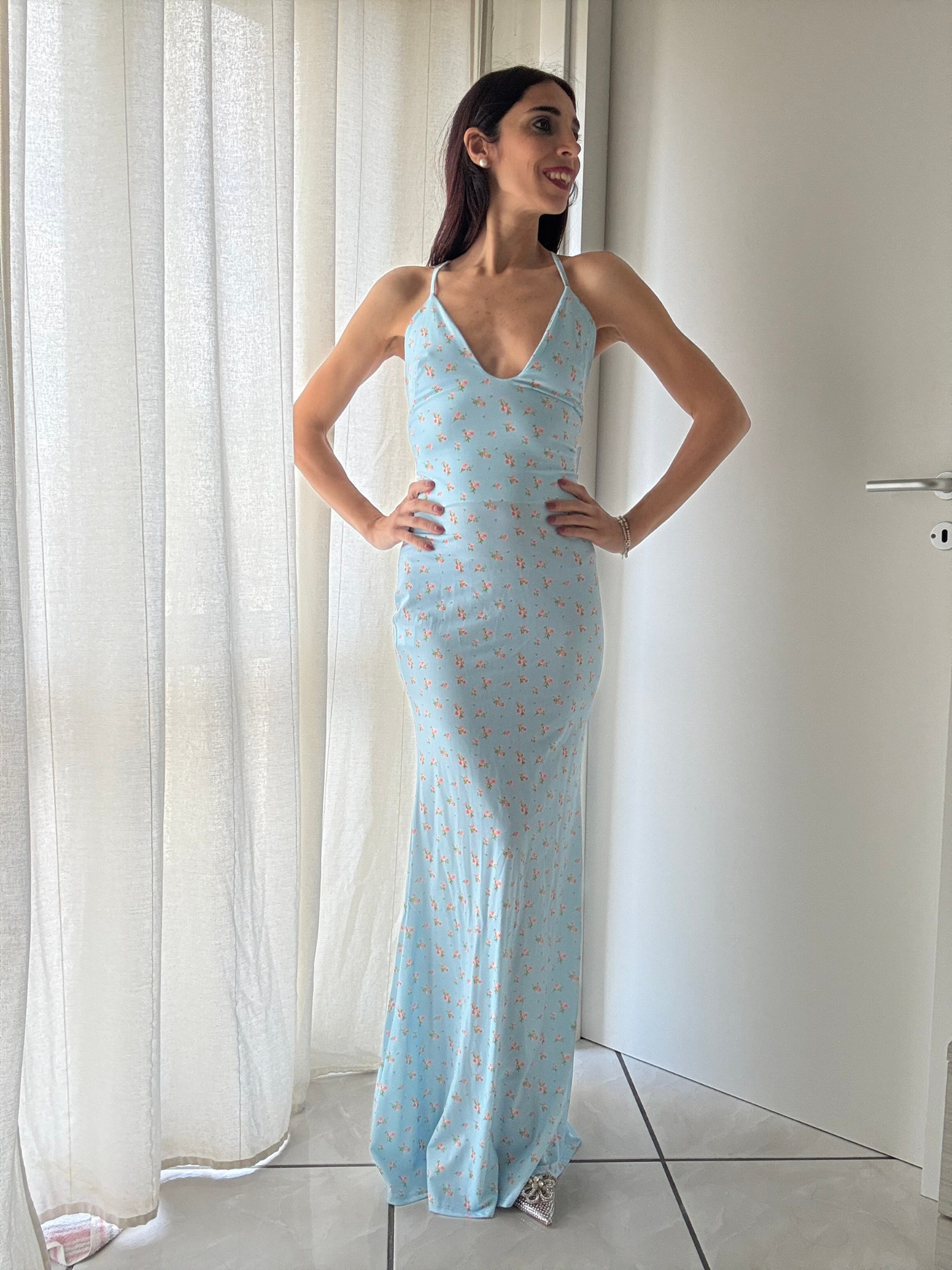 Abito Lungo Floreale con Scollo sulla Schiena - Eleganza e Comfort in Taglia Unica