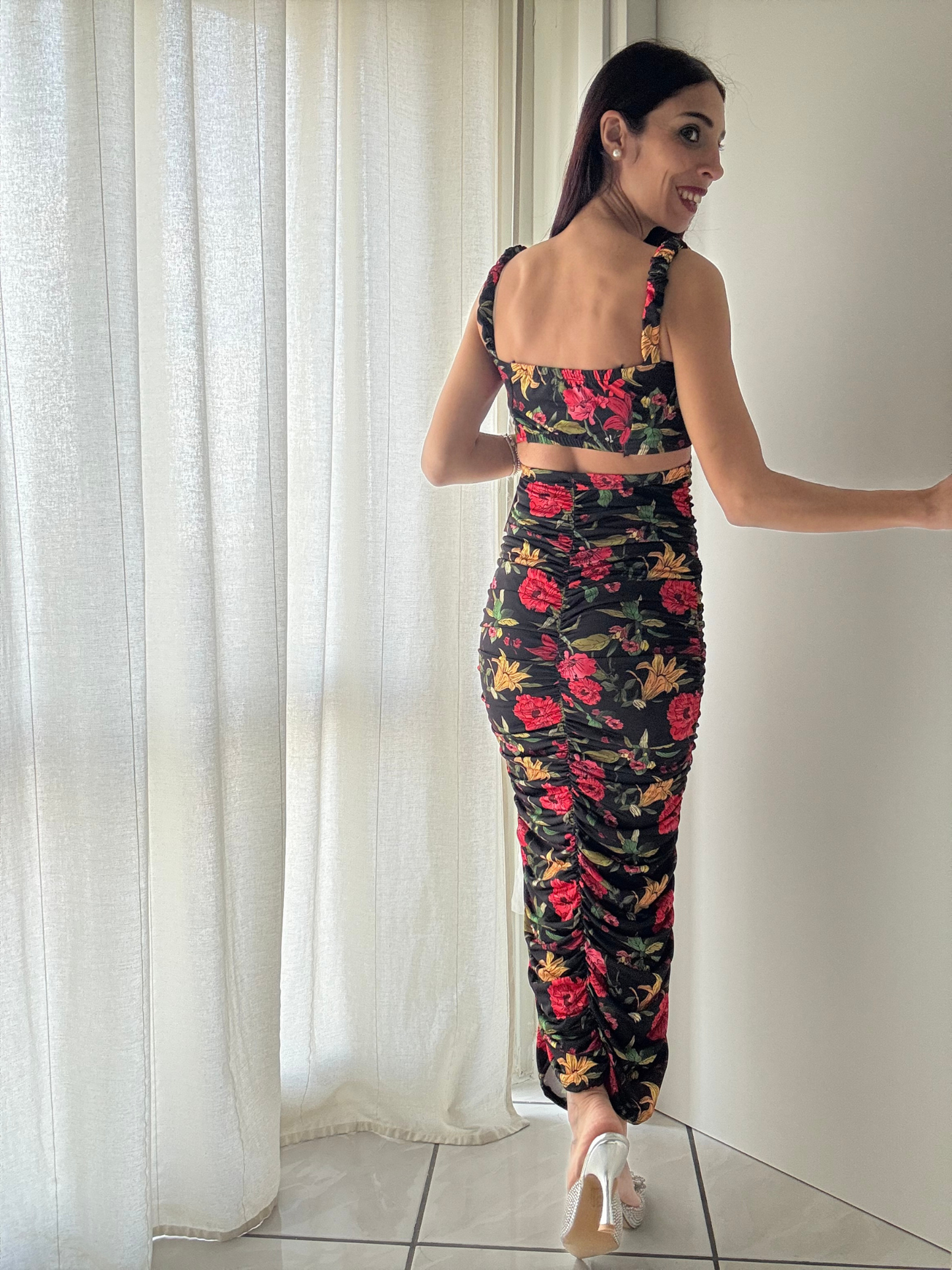 Coordinato Top con Coppe Imbottite e Gonna Longuette Elastico - Taglia Unica (XS-L)