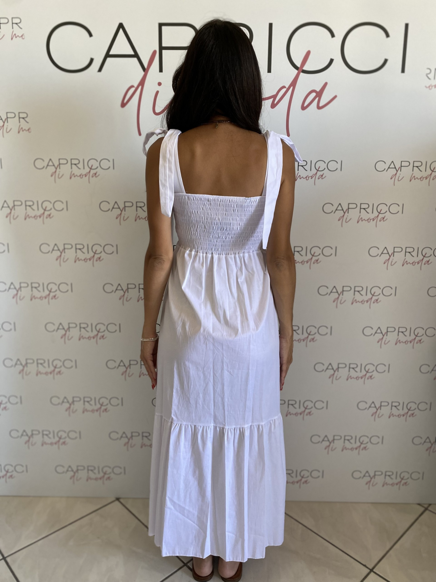 Abito lungo moda positano con fiocchi sulle spalle