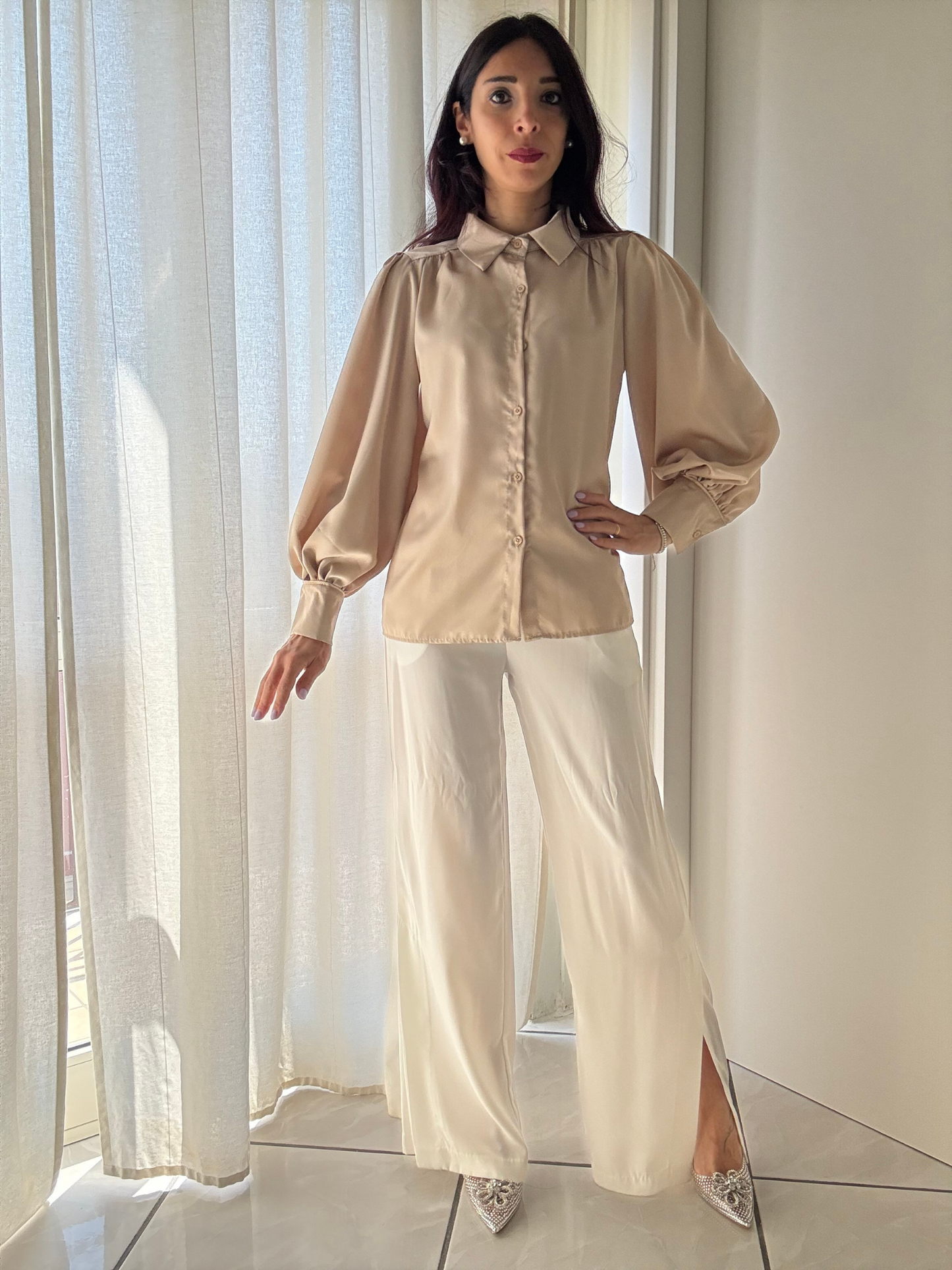 Camicia Satin Elegance – Manica Sbuffo