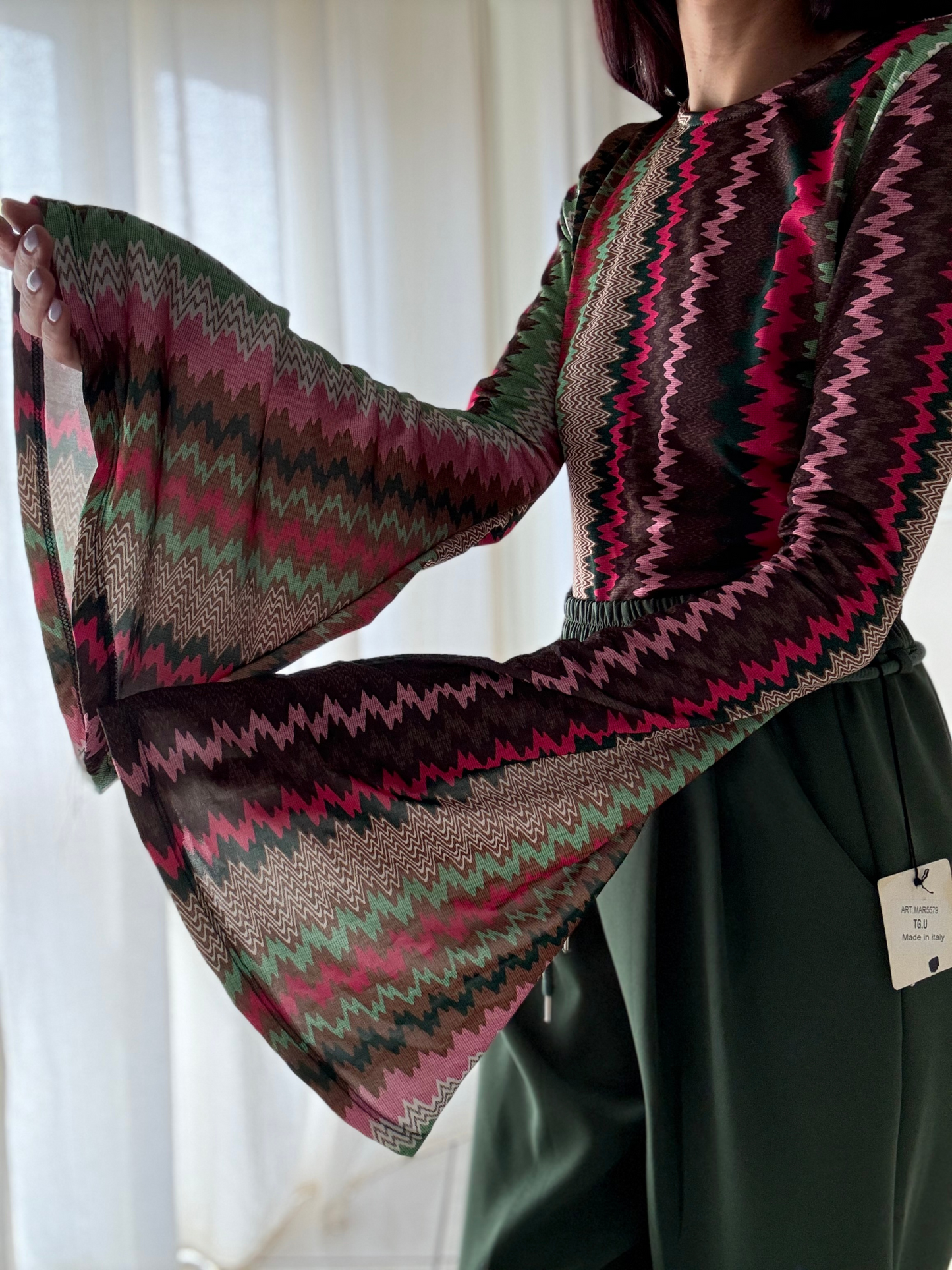 Body a Fantasia Manica Lunga Svasata con Scollo sul Retro