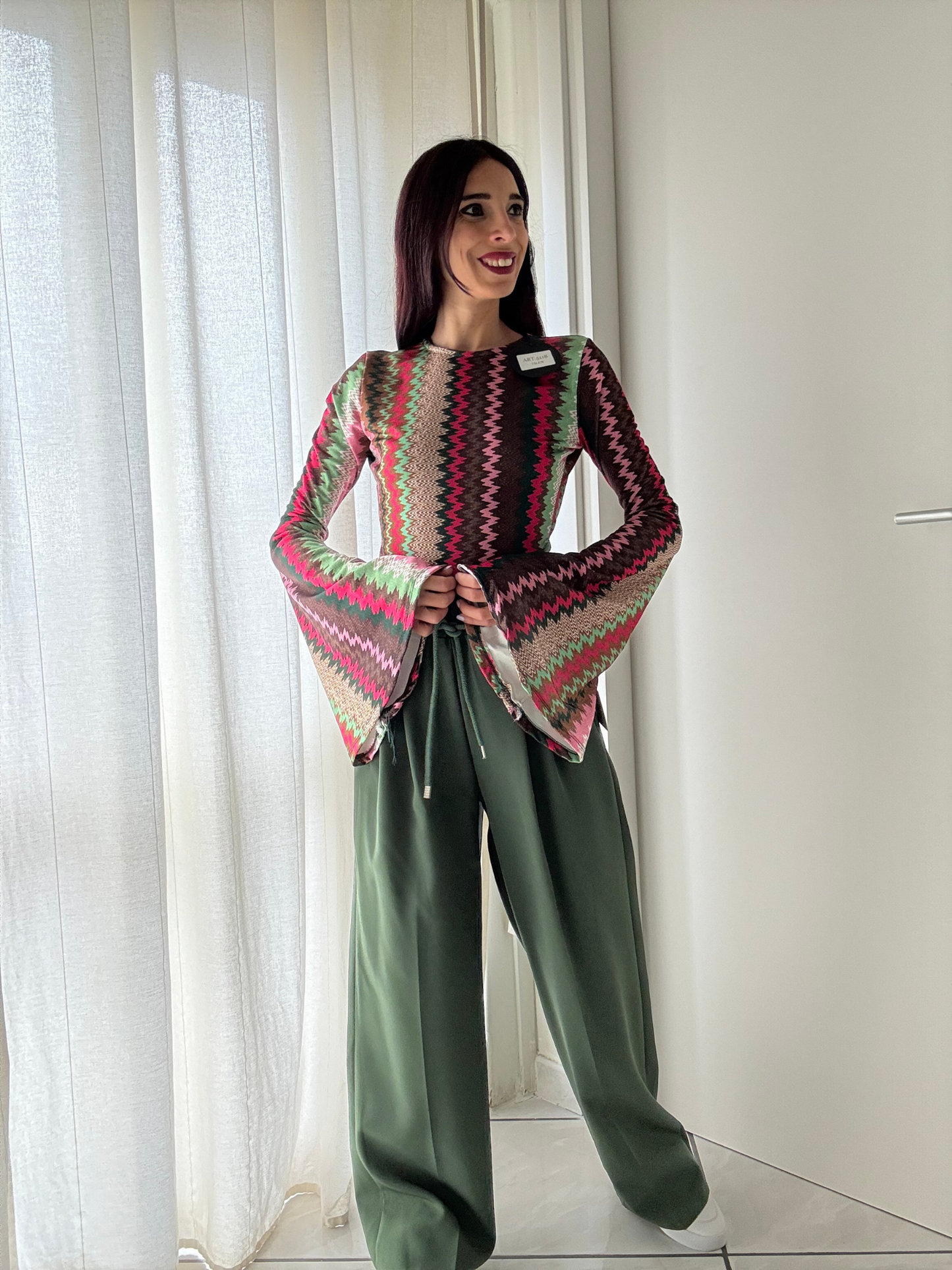 Body a Fantasia Manica Lunga Svasata con Scollo sul Retro