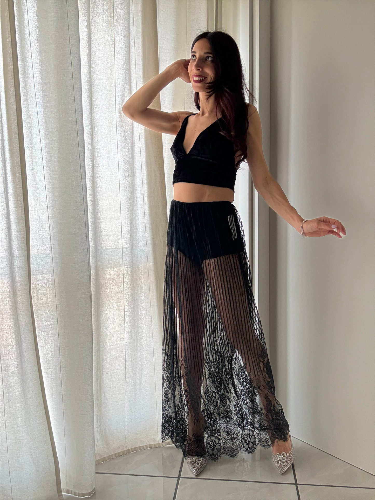 Gonna Lunga Trasparente in Merletto - Taglia Unica (XS-XL) – Eleganza e Comfort a Ogni Passo