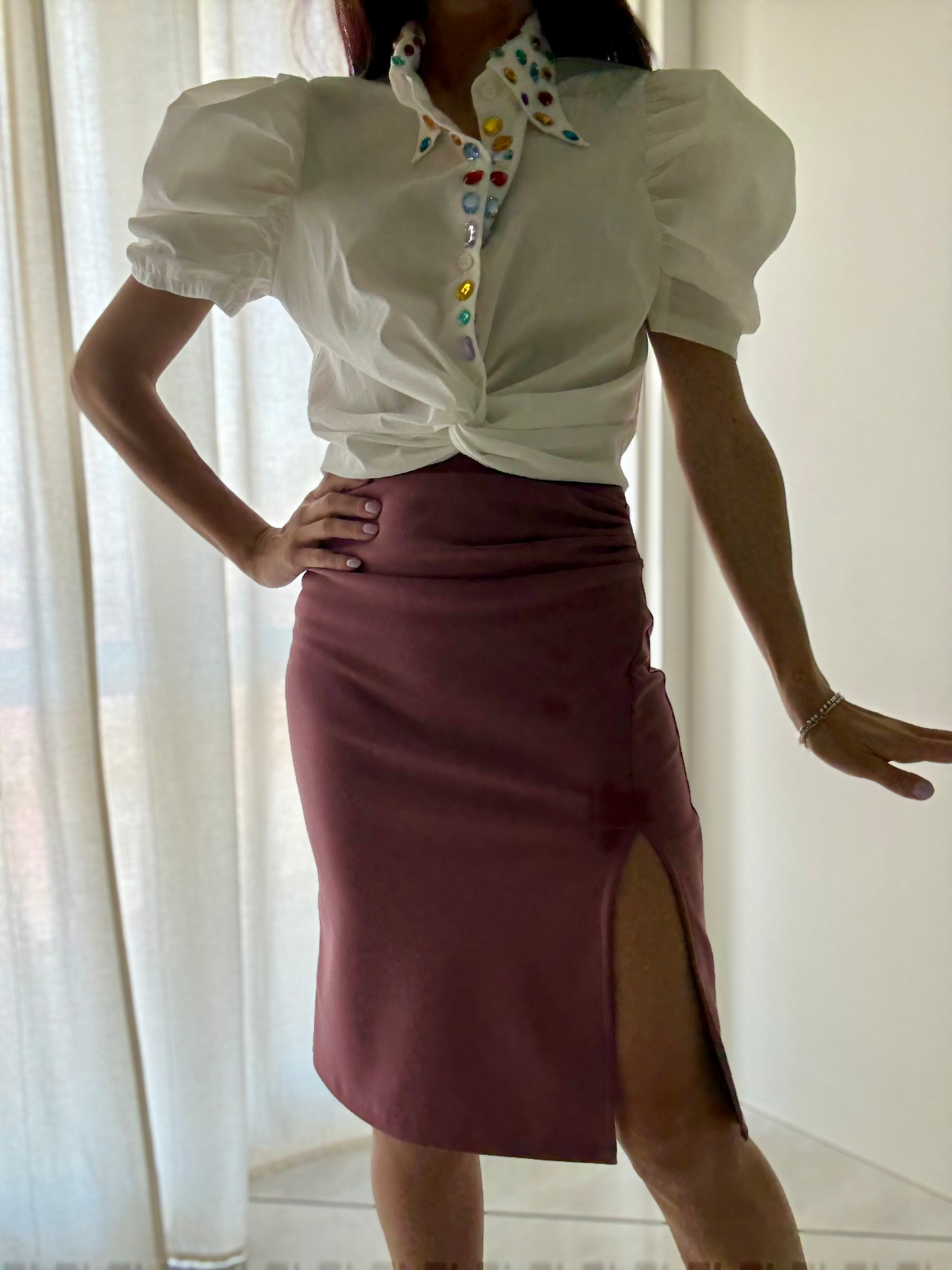 Gonna Tubino con Spacco e Drappeggio sulla Pancia - Eleganza e Comfort in Ogni Dettaglio