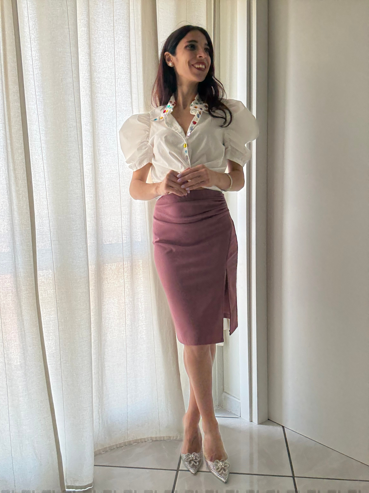 Gonna Tubino con Spacco e Drappeggio sulla Pancia - Eleganza e Comfort in Ogni Dettaglio