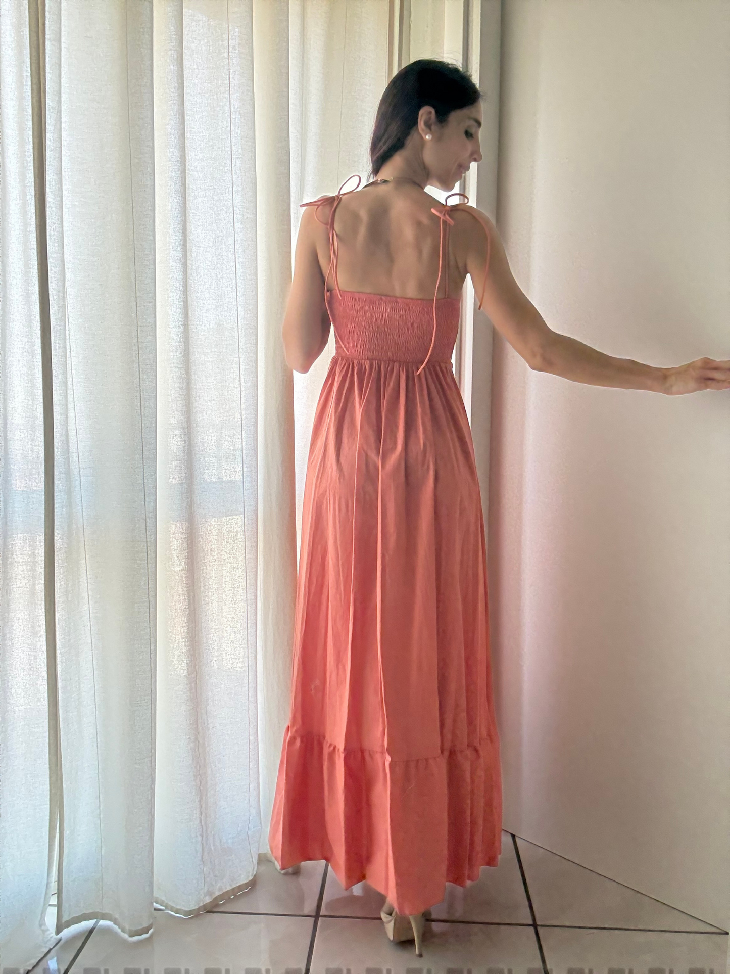 ✨ Abito Lungo Estivo con Spalline Regolabili e Balza – Taglia Unica XS-XL