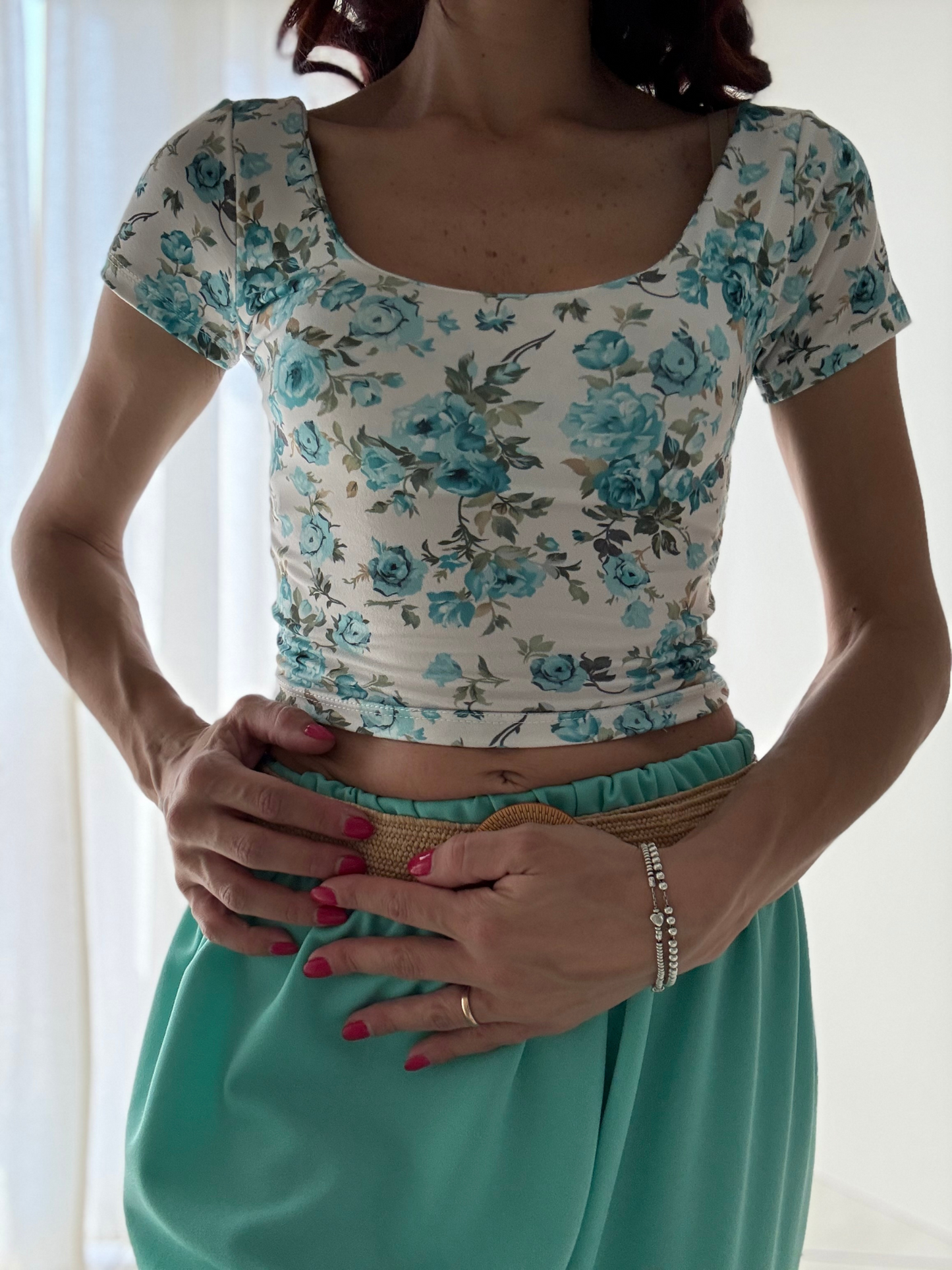 πΈ Maglia Crop a Fiori β Mezza Manica