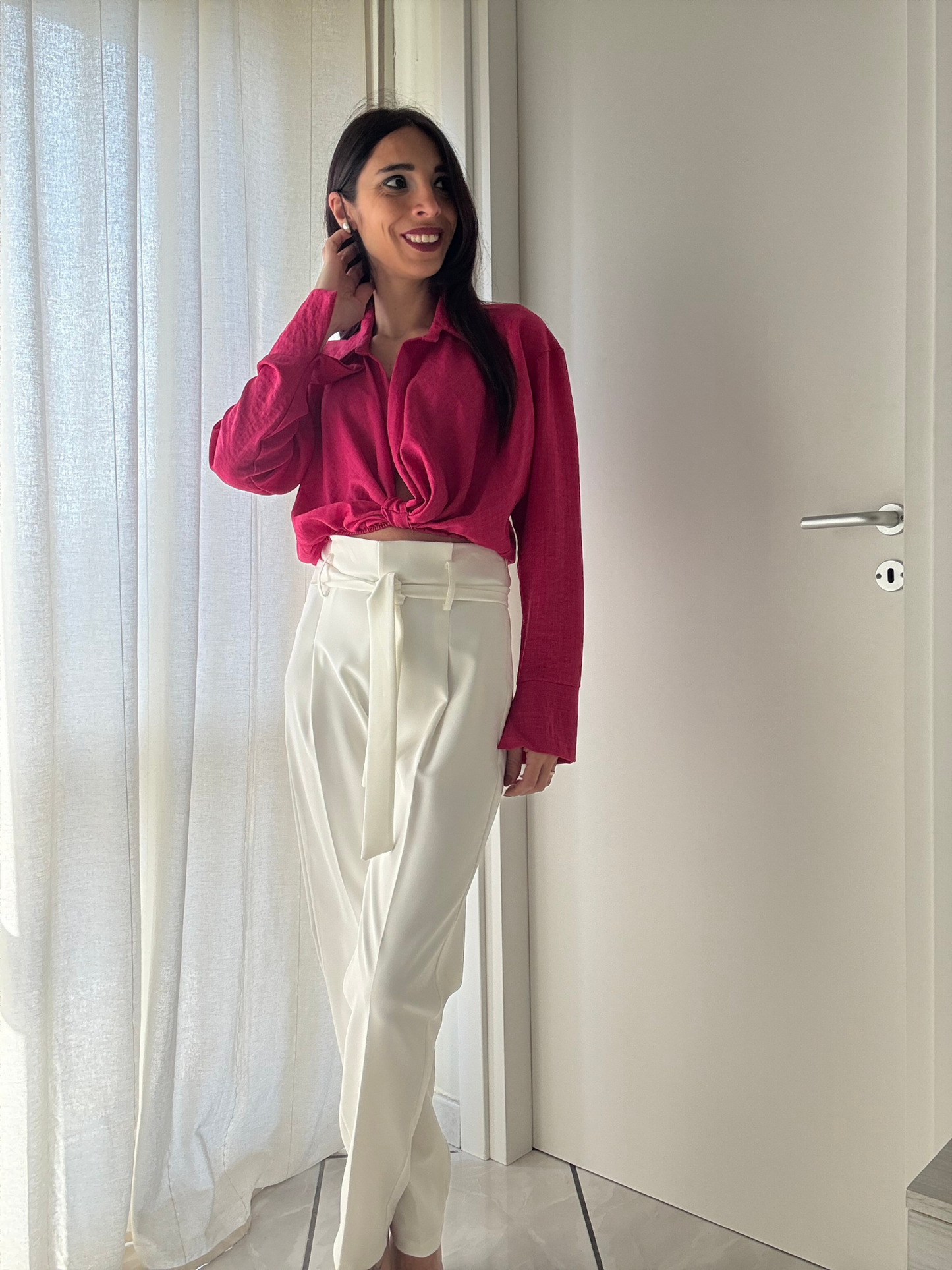 Camicia Donna Manica Lunga con Nodo e Scollo Profondo a V