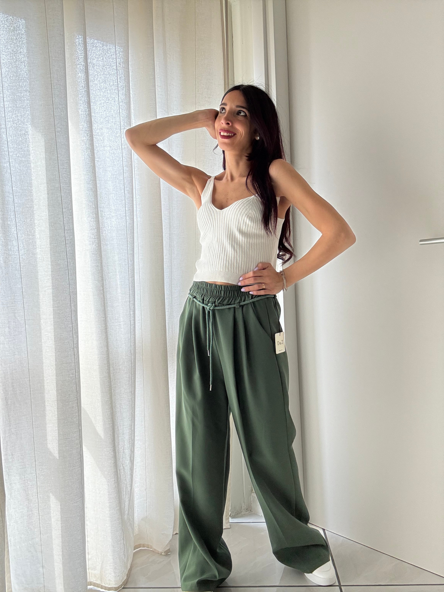 Top Crop Elasticizzato con Bretelle Non Regolabili -