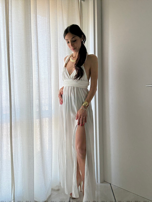 ✨ Abito Lungo con Spacco e Dettagli Oro – Modello Sofia